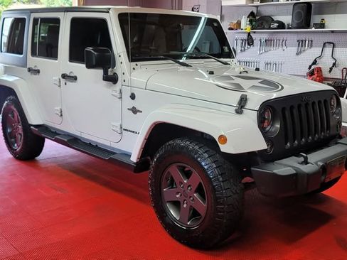 Used 2016 Jeep Wrangler Unlimited Sport image 4
