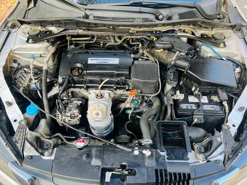 Used 2014 Honda Accord EX-L image 22