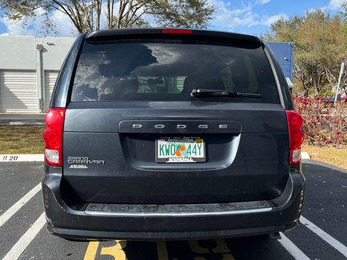 Used 2014 Dodge Grand Caravan SE image 6