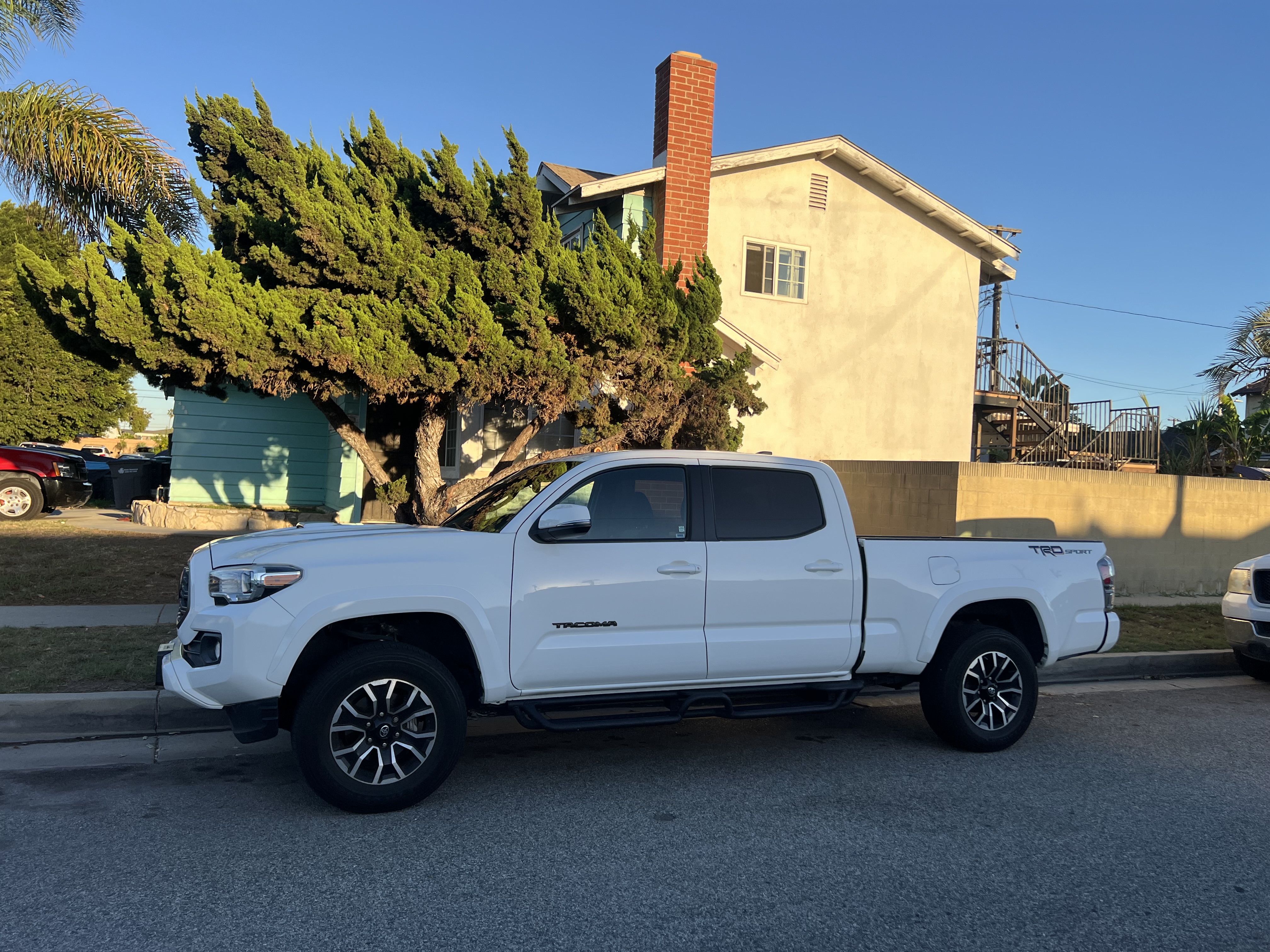 Used 2020 Toyota Tacoma TRD Sport w/ Technology Package RWD image 27