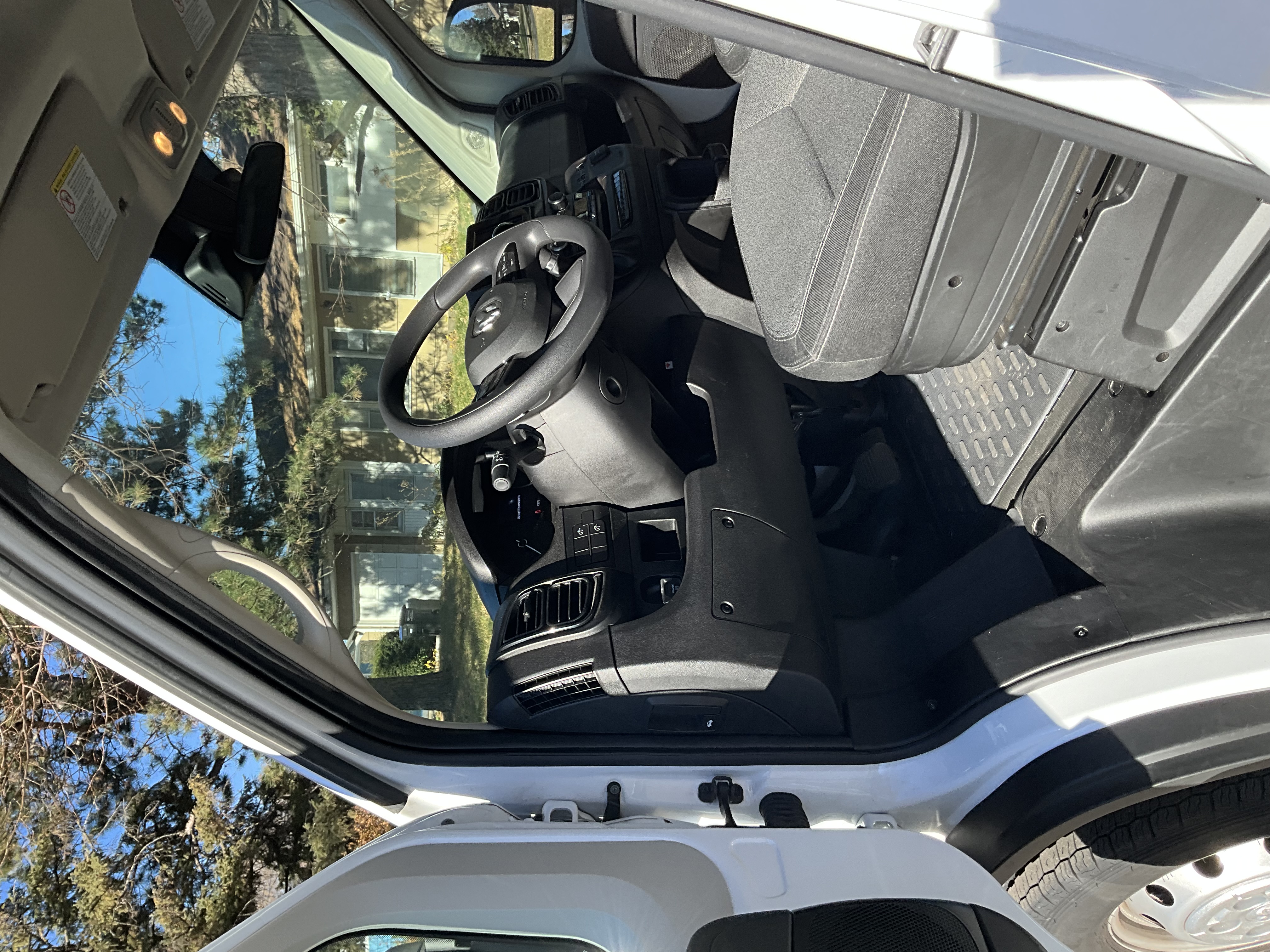 Used 2022 RAM ProMaster 2500 FWD image 9