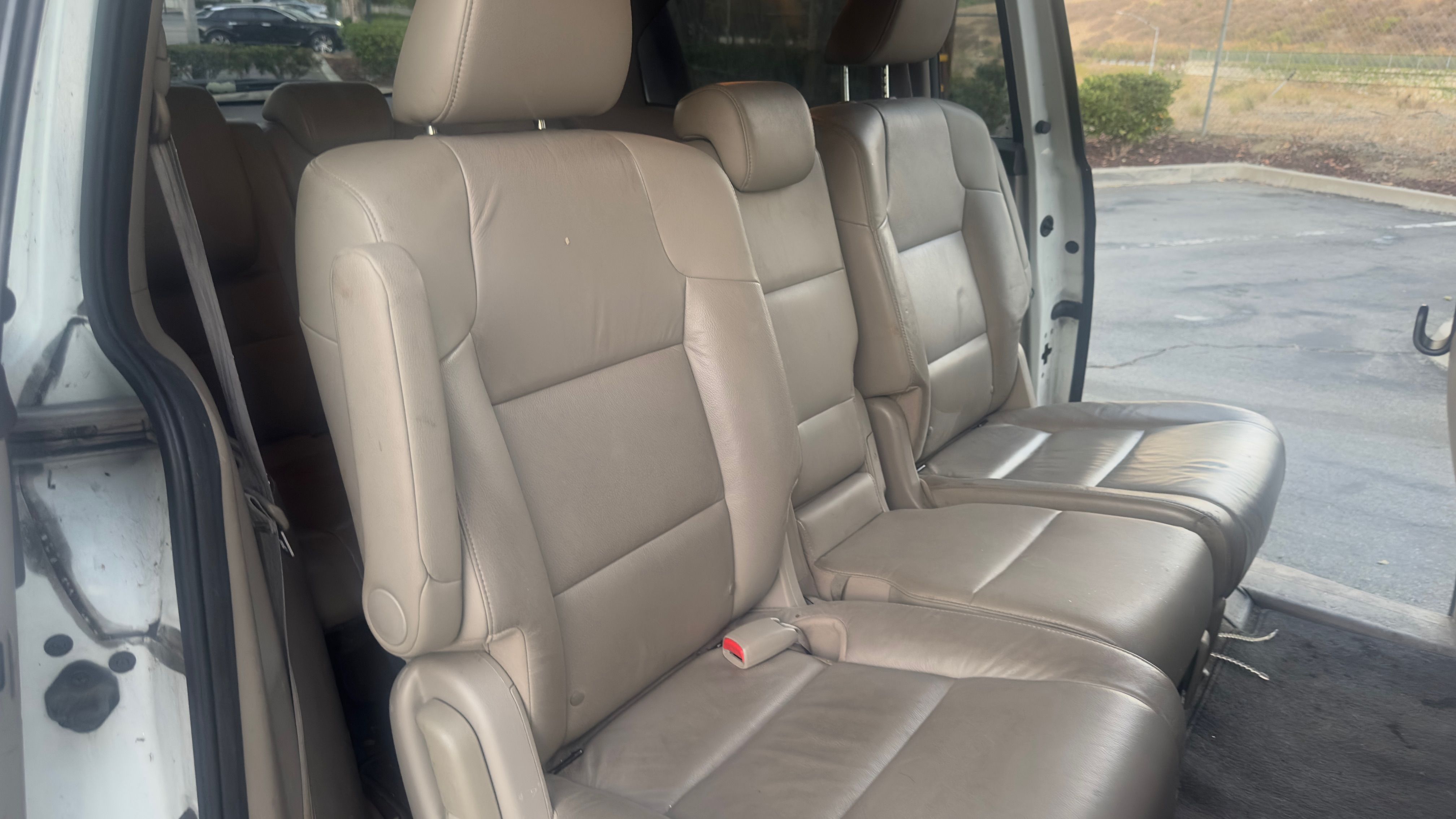 Used 2012 Honda Odyssey EX-L image 22