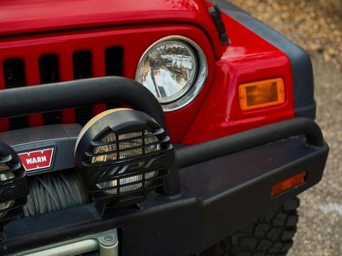 Used 2005 Jeep Wrangler Rubicon w/ Security Group image 8