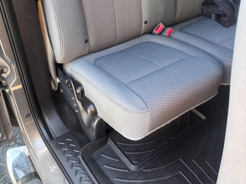 Used 2012 Ford F150 XLT w/ XLT Chrome Pkg AWD/4WD image 13