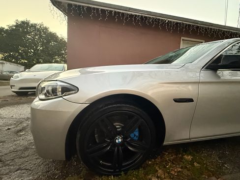 Used 2013 BMW 528i Sedan image 8