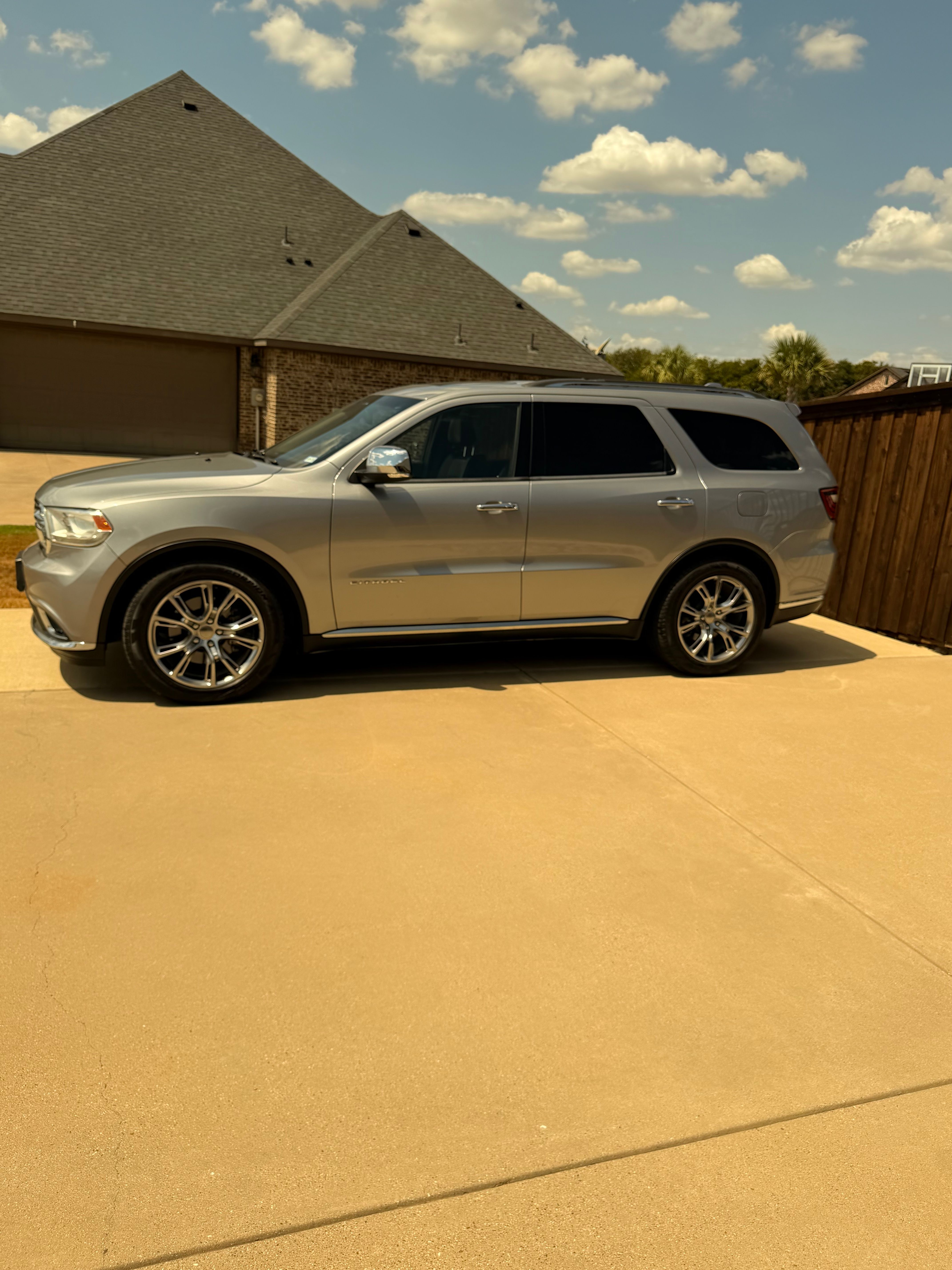 Used 2015 Dodge Durango Citadel RWD image 2