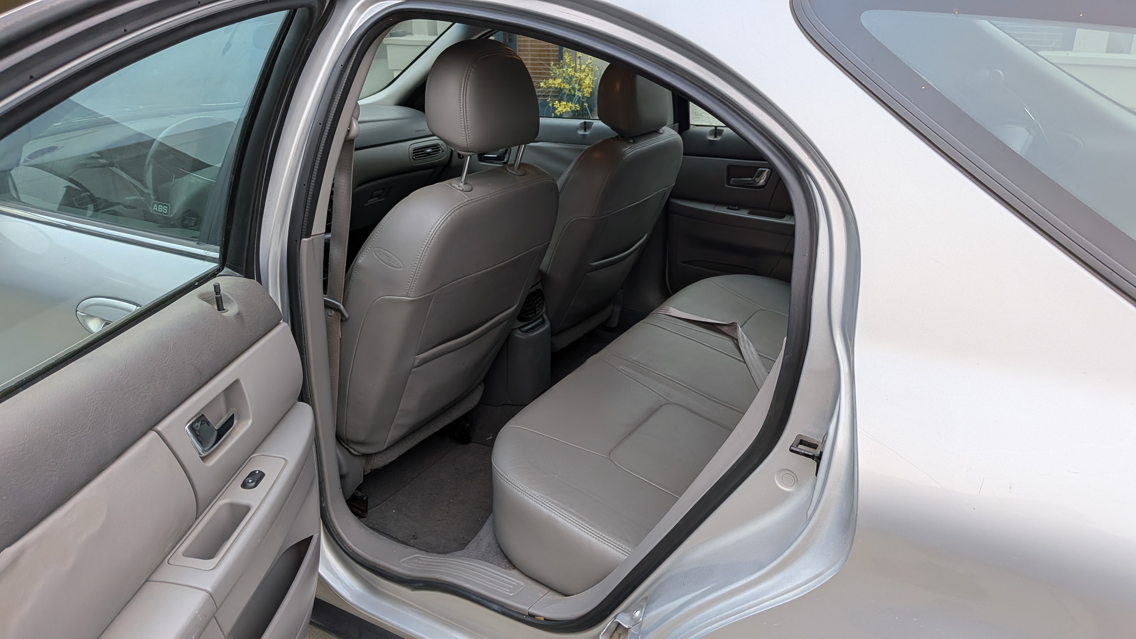 Used 2002 Mercury Sable LS Premium FWD image 11