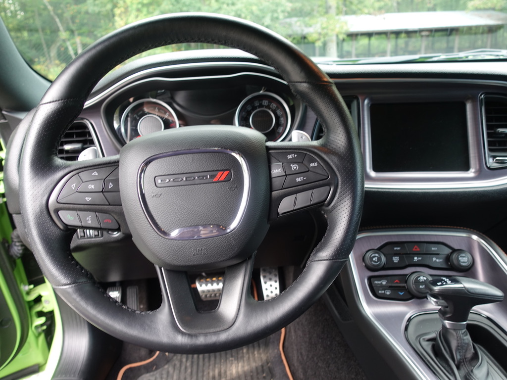 Used 2015 Dodge Challenger R/T Scat Pack RWD image 17