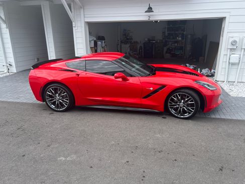 Used 2017 Chevrolet Corvette Stingray Coupe w/ 3LT Preferred Equipment Group image 1