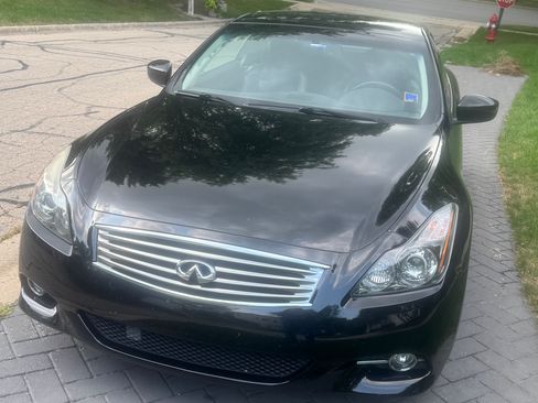 Used 2015 INFINITI Q60 Convertible w/ Premium Package RWD image 17