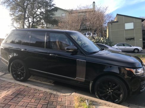 Used 2014 Land Rover Range Rover Autobiography image 4