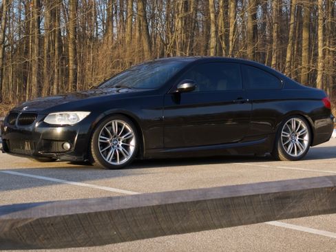 Used 2012 BMW 335i xDrive Coupe image 2