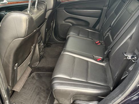 Used 2011 Jeep Grand Cherokee Limited w/ Trailer Tow Group IV image 9