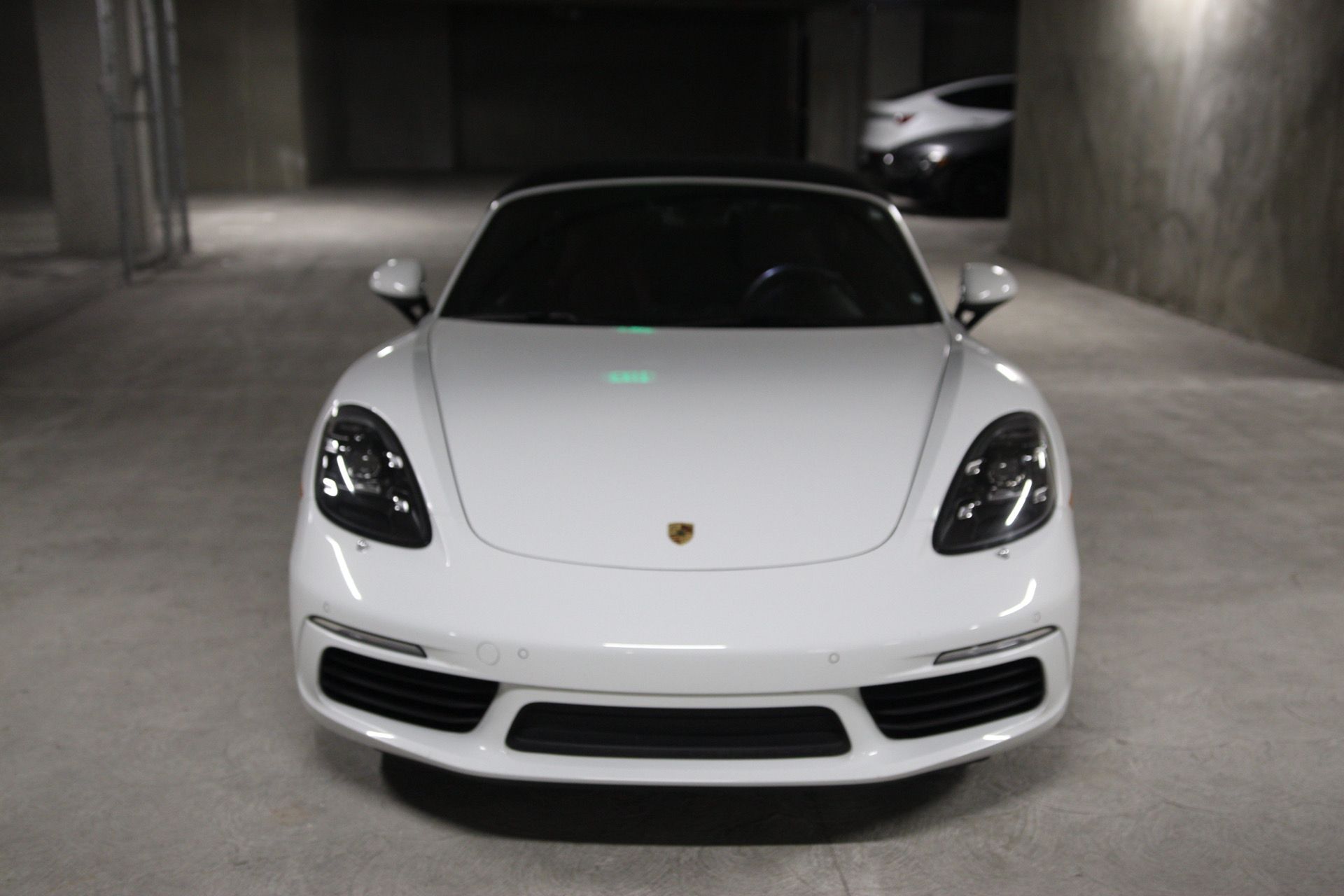 Used 2019 Porsche 718 Boxster RWD image 2