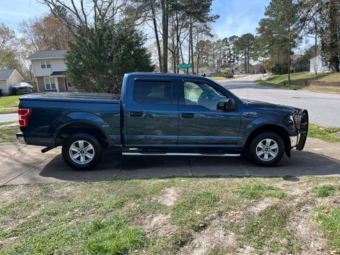 Used 2019 Ford F150 XLT image 1