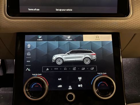 Used 2023 Land Rover Range Rover Velar R-Dynamic S image 10