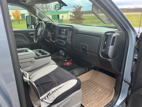 Used 2016 Chevrolet Silverado 2500 W/T w/ WT Convenience Package image 6