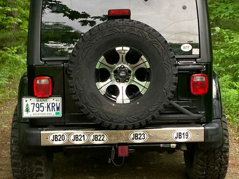Used 2004 Jeep Wrangler Sahara w/ Dual Top Group AWD/4WD image 6