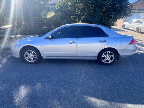 Used 2007 Honda Accord SE image 4