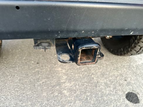 Used 2016 Jeep Wrangler Unlimited Rubicon w/ Connectivity Group image 25