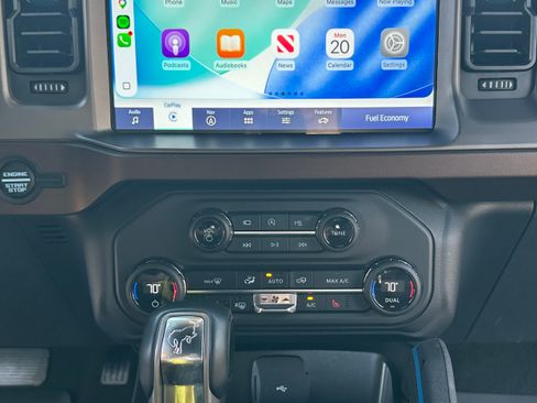 Used 2023 Ford Bronco Outer Banks w/ Sasquatch Package image 17