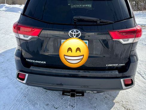 Used 2018 Toyota Highlander Limited image 5