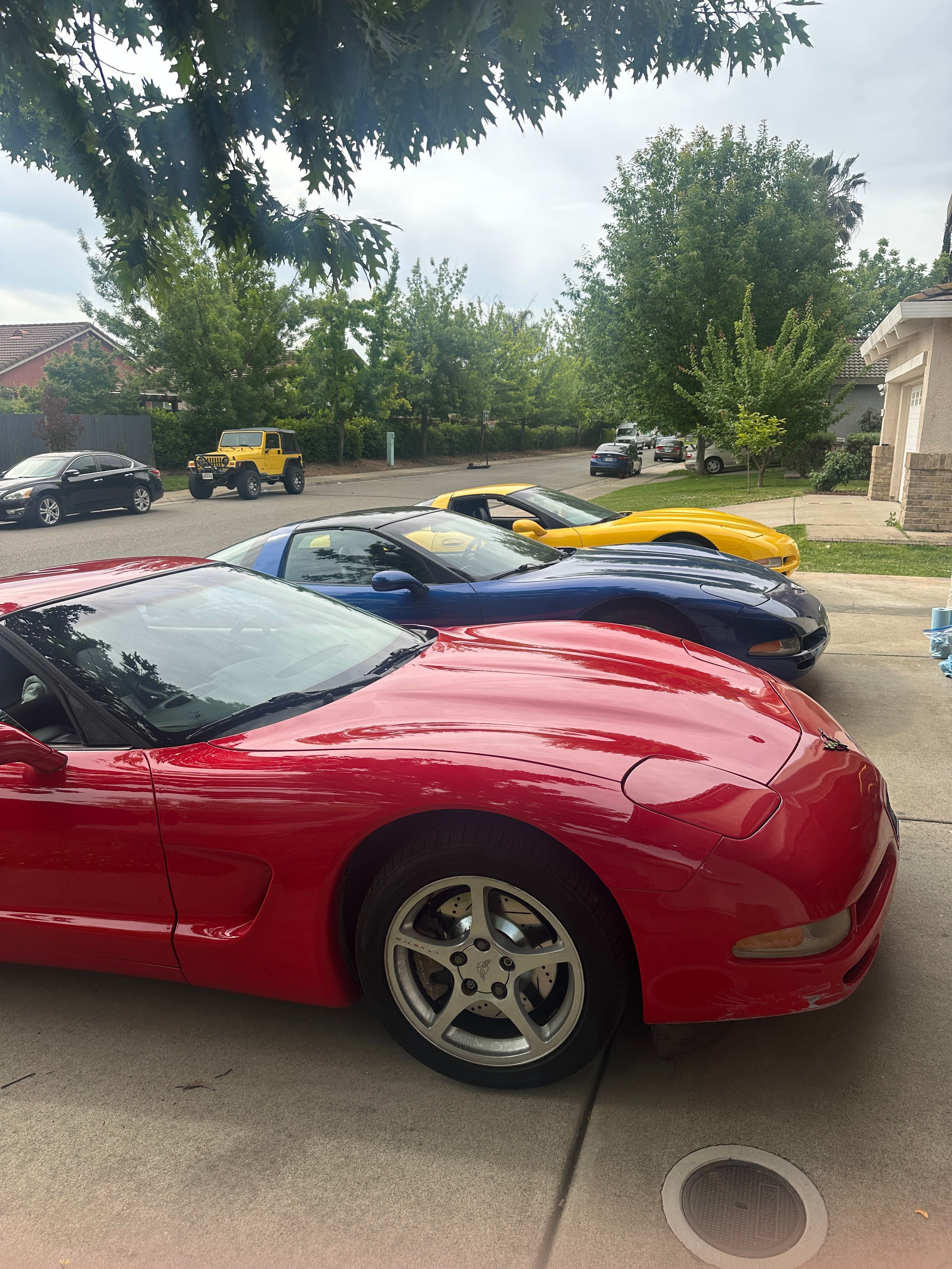 Used 2000 Chevrolet Corvette Coupe w/ Memory Pkg RWD image 16