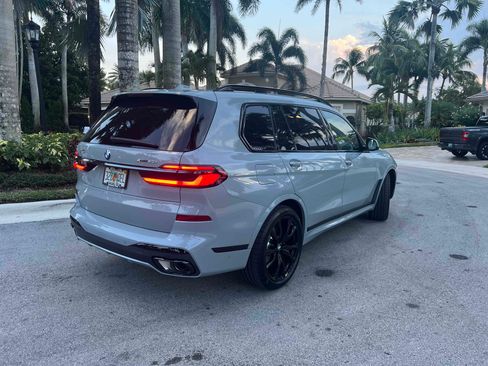 Used 2025 BMW X7 xDrive40i w/ M Sport Package image 4