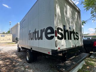 Used 2009 Ford E-350 and Econoline 350 Super Duty image 1