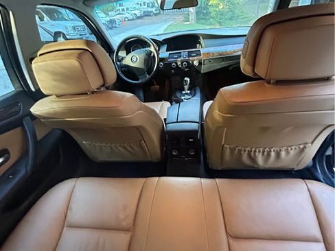 Used 2008 BMW 528xi 528xi Sedan 4D image 8