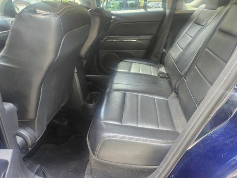 Used 2012 Jeep Compass Limited AWD/4WD image 6