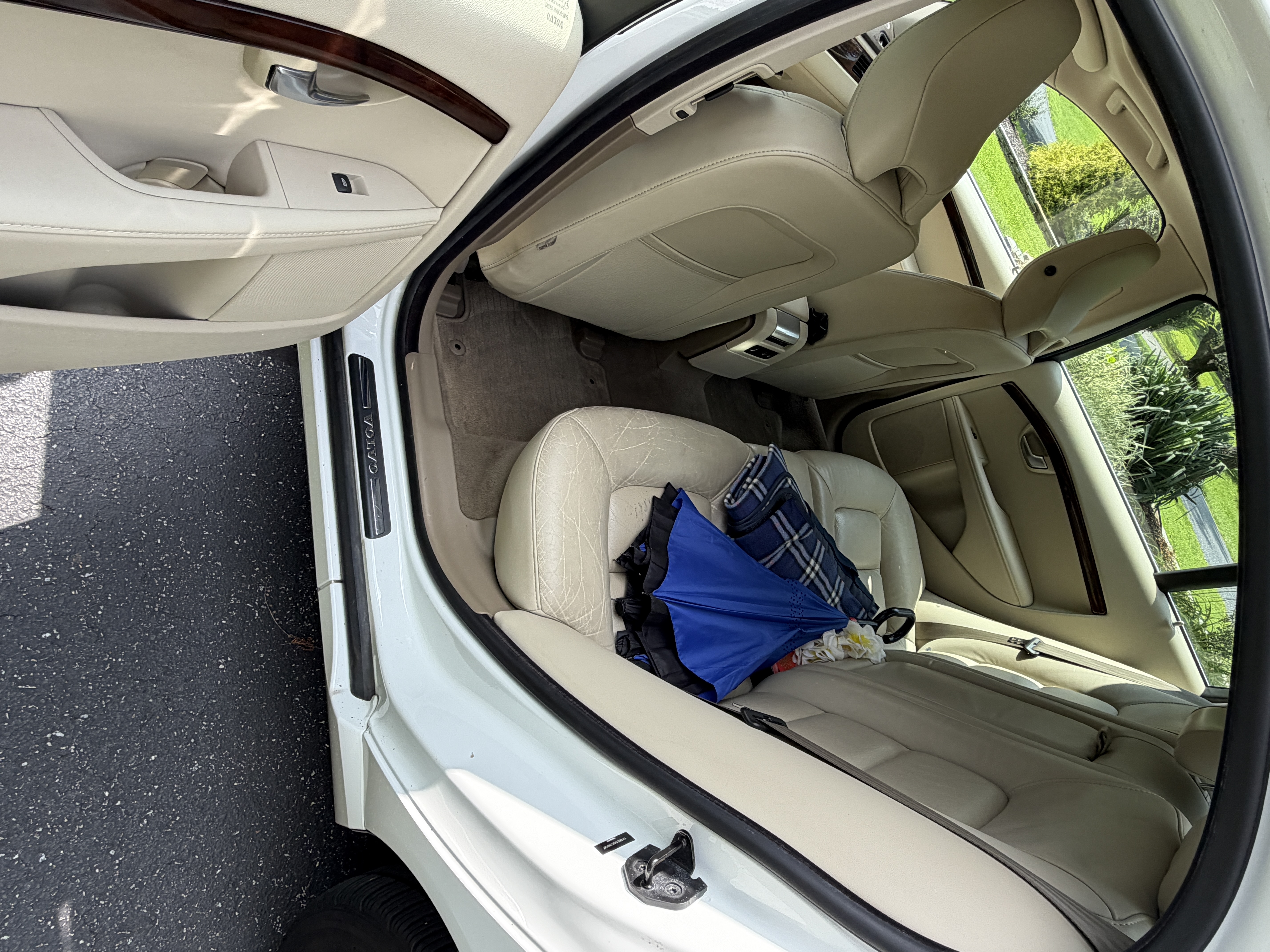 Used 2012 Volvo S80 T6 AWD/4WD image 2