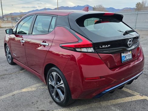 Used 2018 Nissan Leaf SV w/ SV All Weather Package image 9