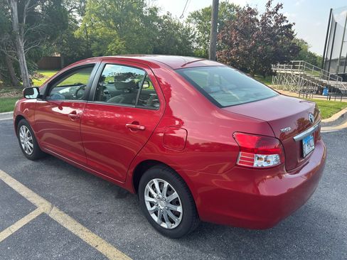 Used 2009 Toyota Yaris Sedan image 4