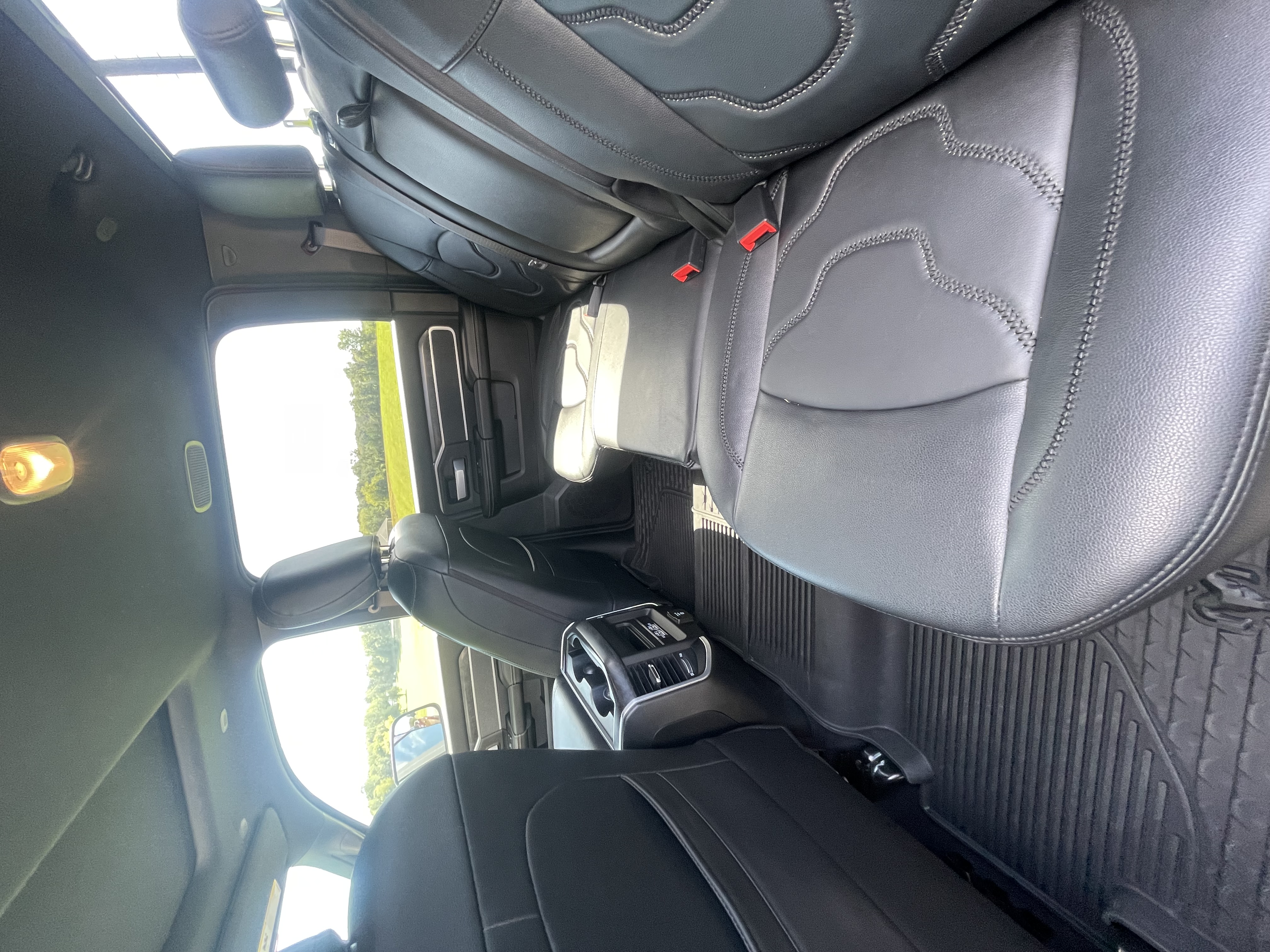 Used 2021 RAM 2500 Big Horn w/ Level B Equipment Group AWD/4WD image 17