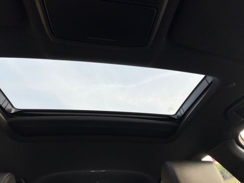 Used 2020 Honda Accord Sport image 14