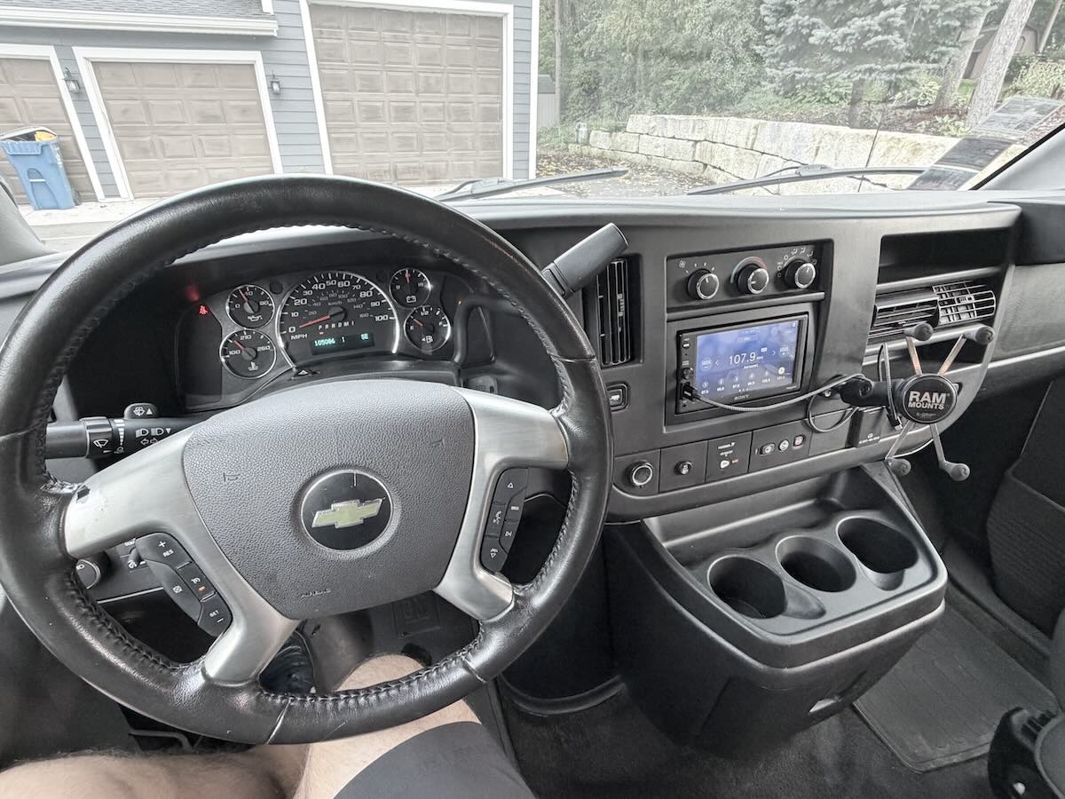 Used 2016 Chevrolet Express 2500 LS RWD image 10