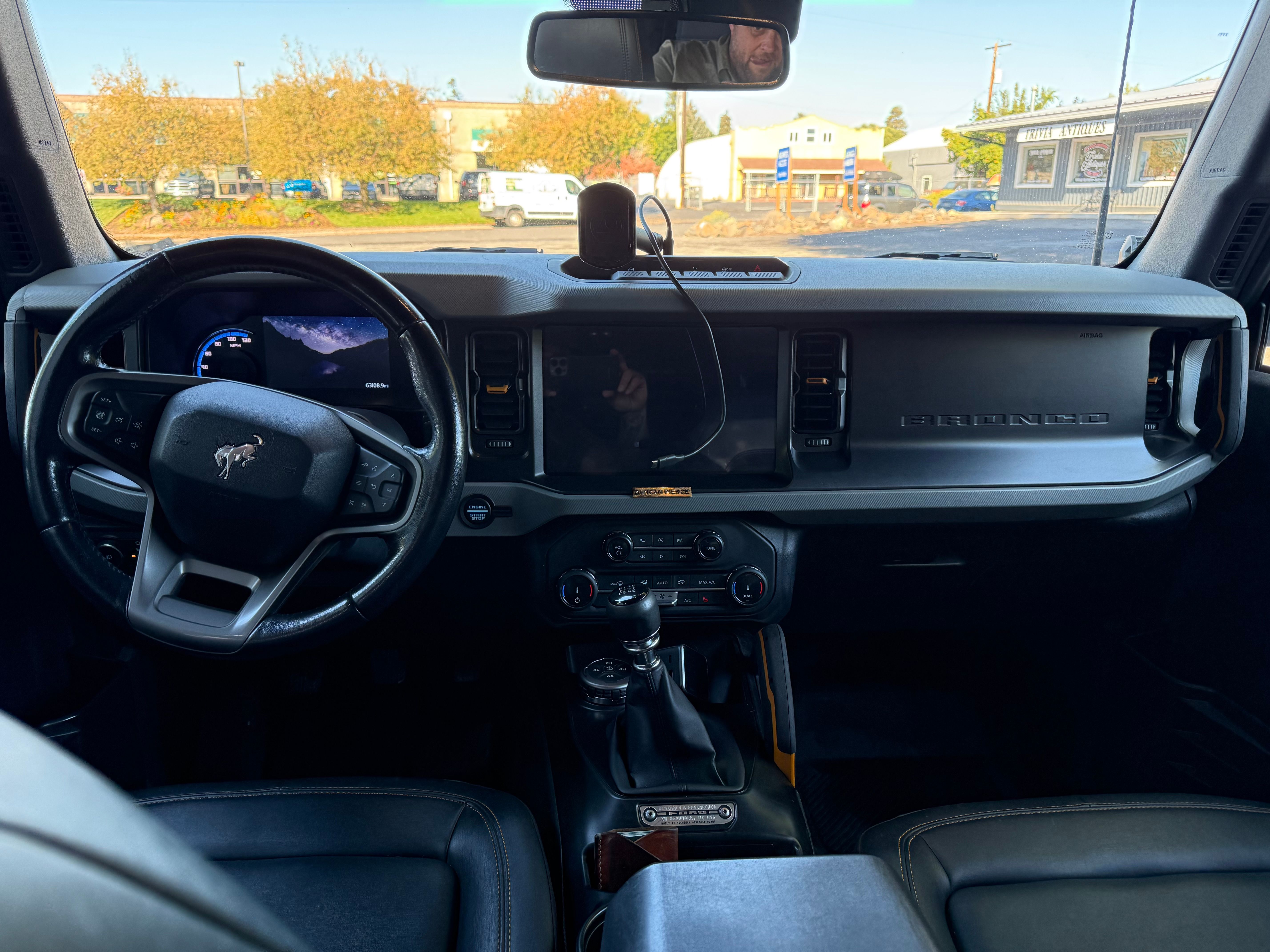 Used 2022 Ford Bronco Badlands AWD/4WD image 9