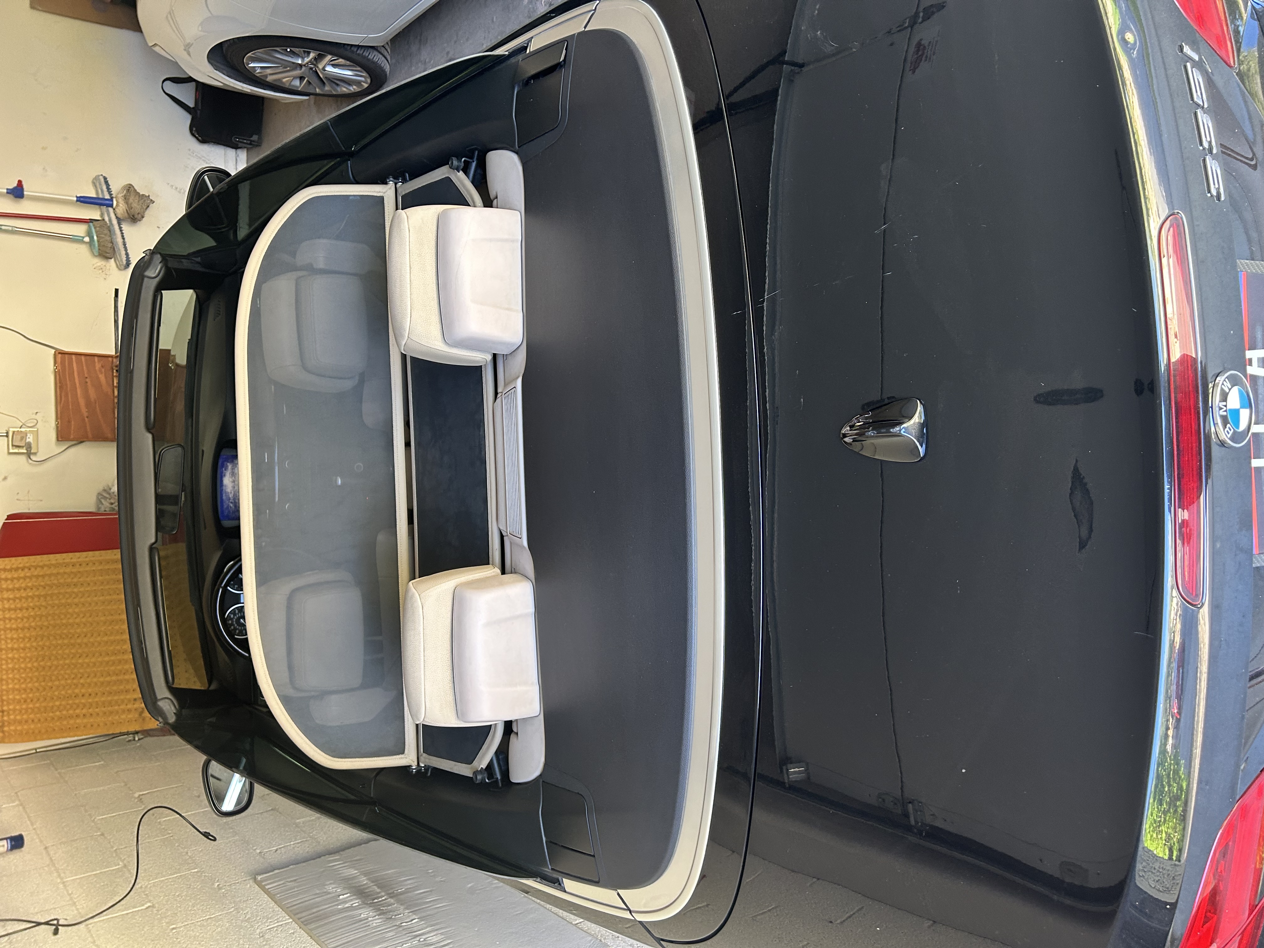 Used 2013 BMW 335i Convertible RWD image 4