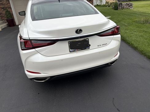 Used 2020 Lexus ES 350 Ultra Luxury w/ Accessory Package 2 FWD image 10