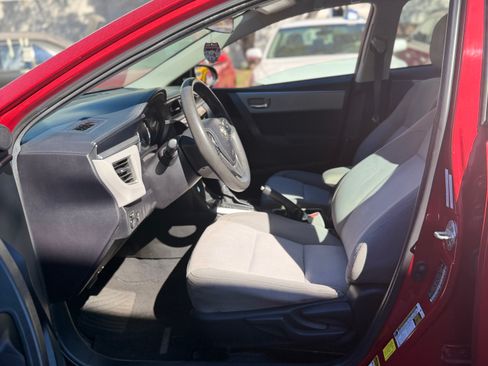 Used 2015 Toyota Corolla LE image 17