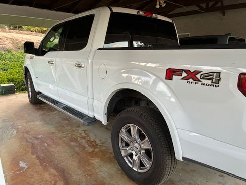 Used 2015 Ford F150 Lariat w/ Equipment Group 502A Luxury image 3
