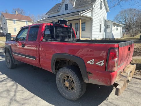 Used 2007 Chevrolet Silverado 2500 LT w/ Heavy-Duty Power Package image 5