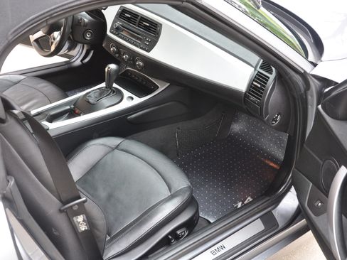 Used 2006 BMW Z4 3.0si image 20