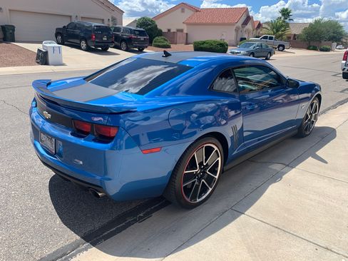 Used 2013 Chevrolet Camaro SS w/ Hot Wheels Special Edition RWD image 8