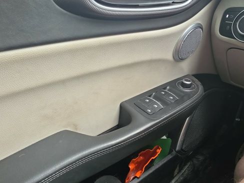 Used 2019 Alfa Romeo Giulia Ti Sport w/ Quick Order Package 22S Sport image 6