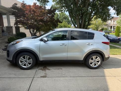 Used 2018 Kia Sportage LX FWD image 4