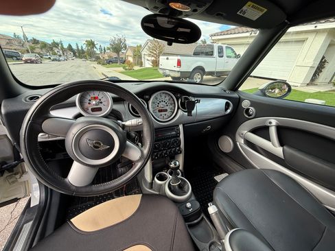 Used 2008 MINI Cooper Cooper Convertible 2D image 8