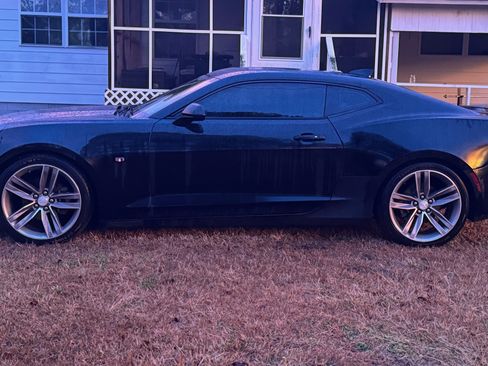 Used 2018 Chevrolet Camaro LT w/ RS Package image 2