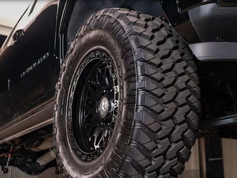 Used 2024 GMC Sierra 2500 Denali Ultimate image 15